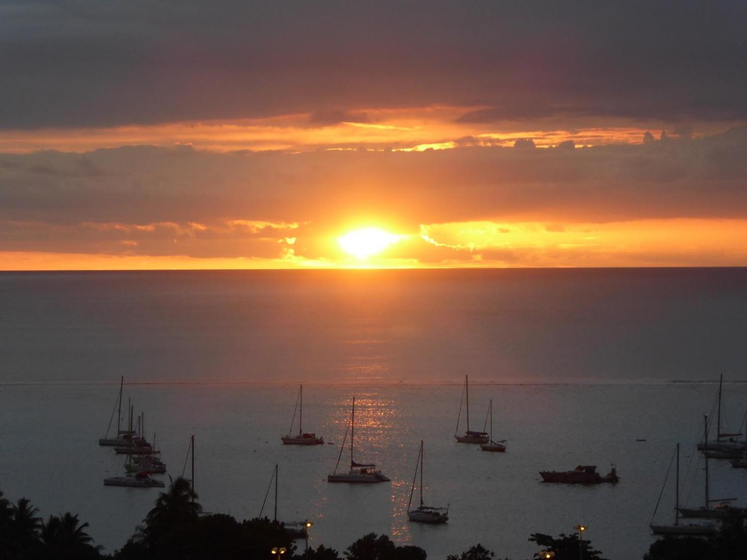 Hotel Maeva Sunset View à Punaauia  Extérieur photo