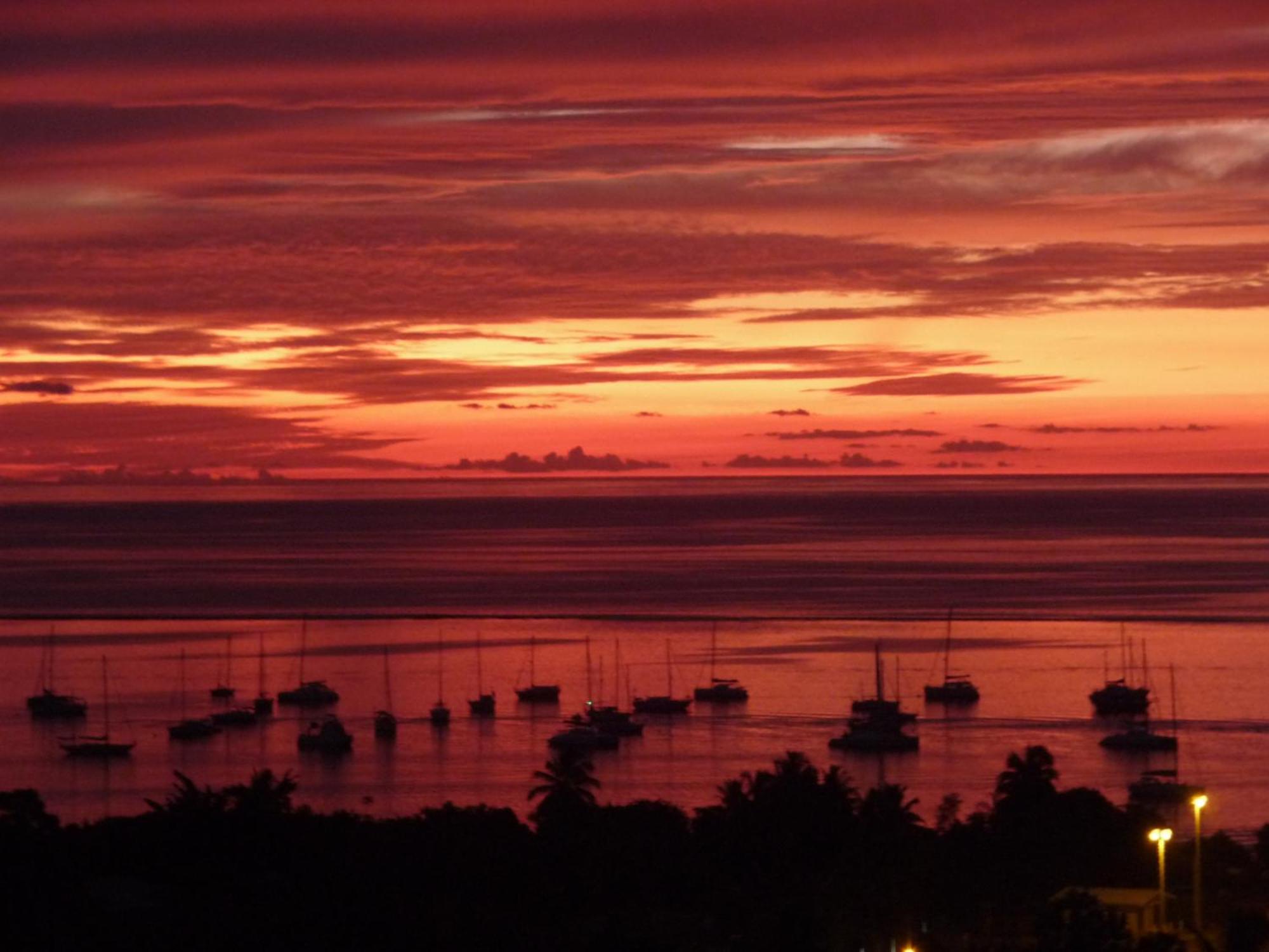 Hotel Maeva Sunset View à Punaauia  Extérieur photo